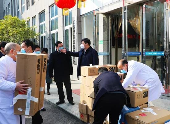 楚天捐赠防护物资支援抗击新冠疫情