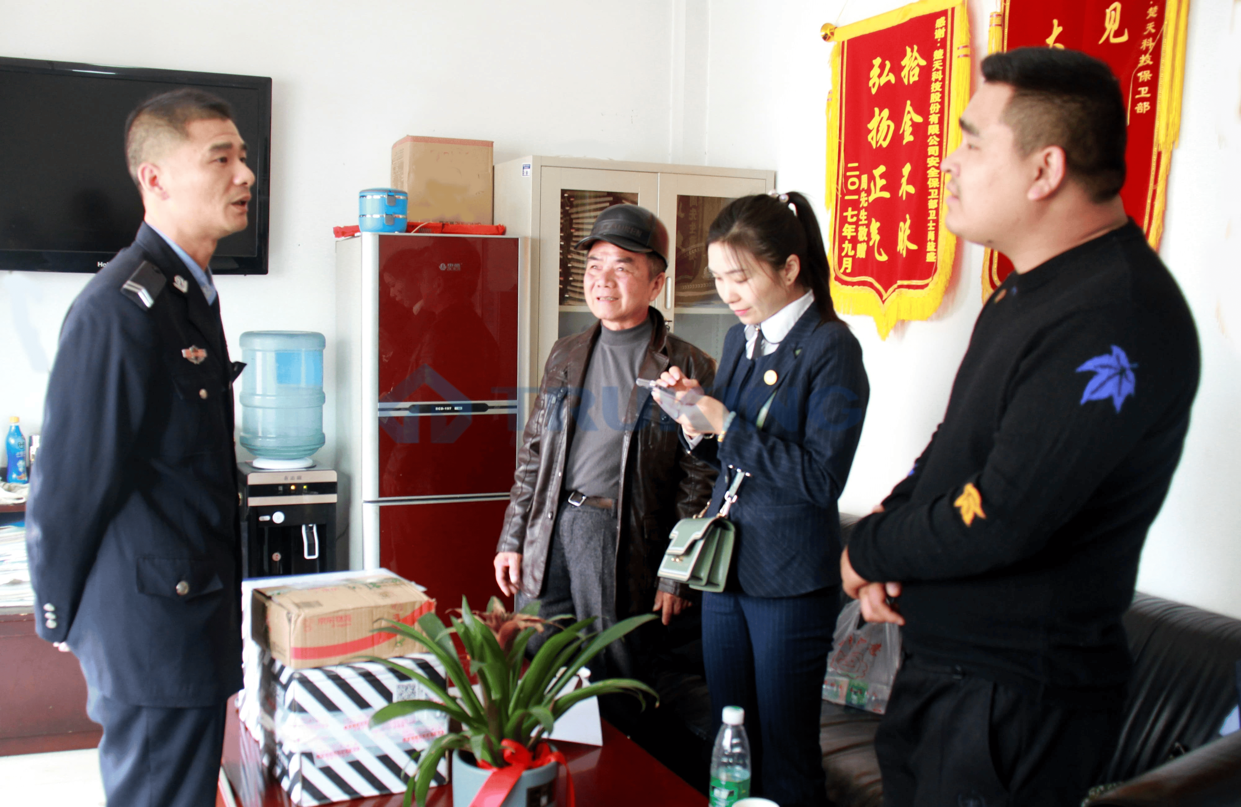 一夲道人妻熟女AV网站