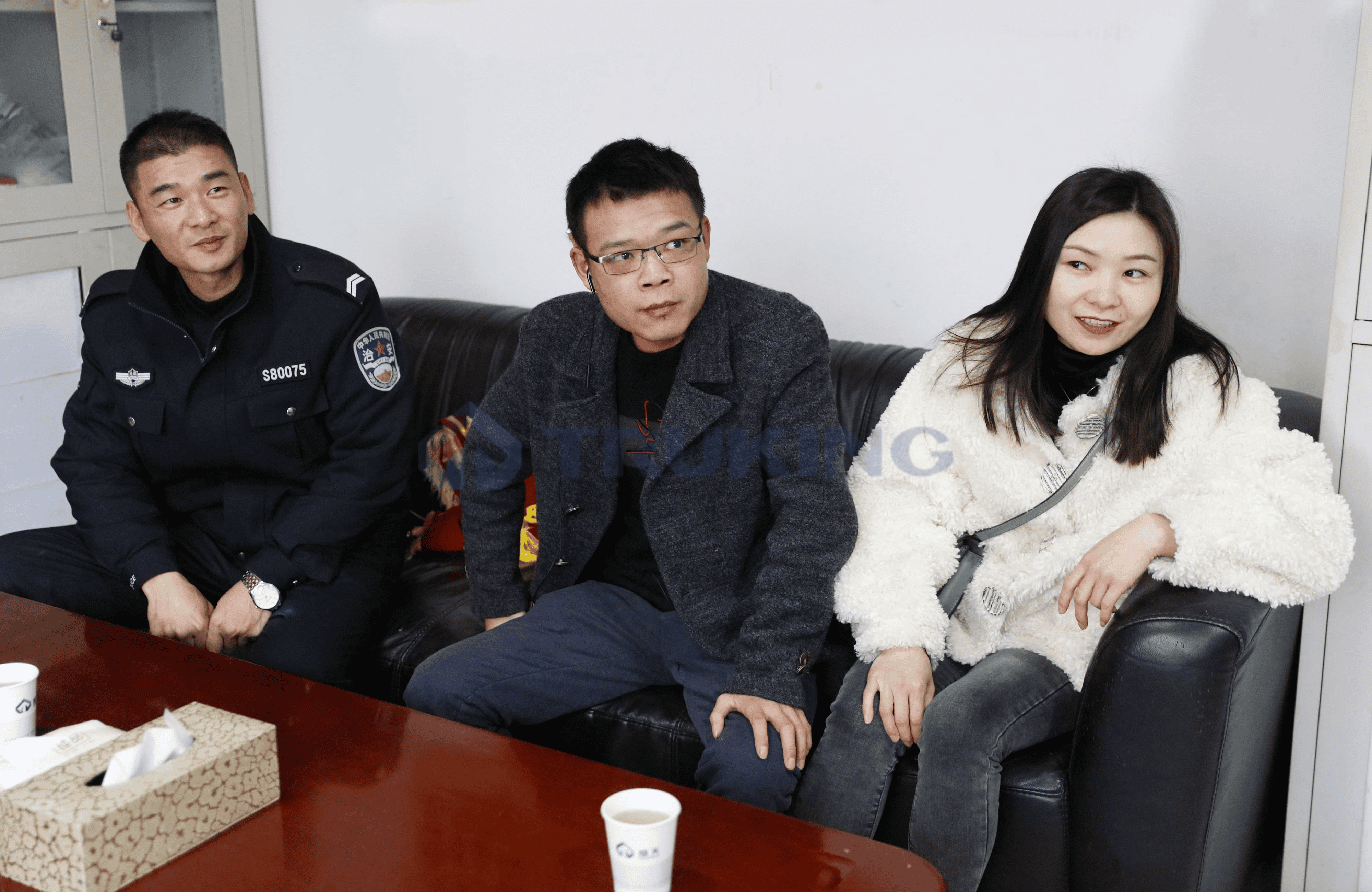 一夲道人妻熟女AV网站