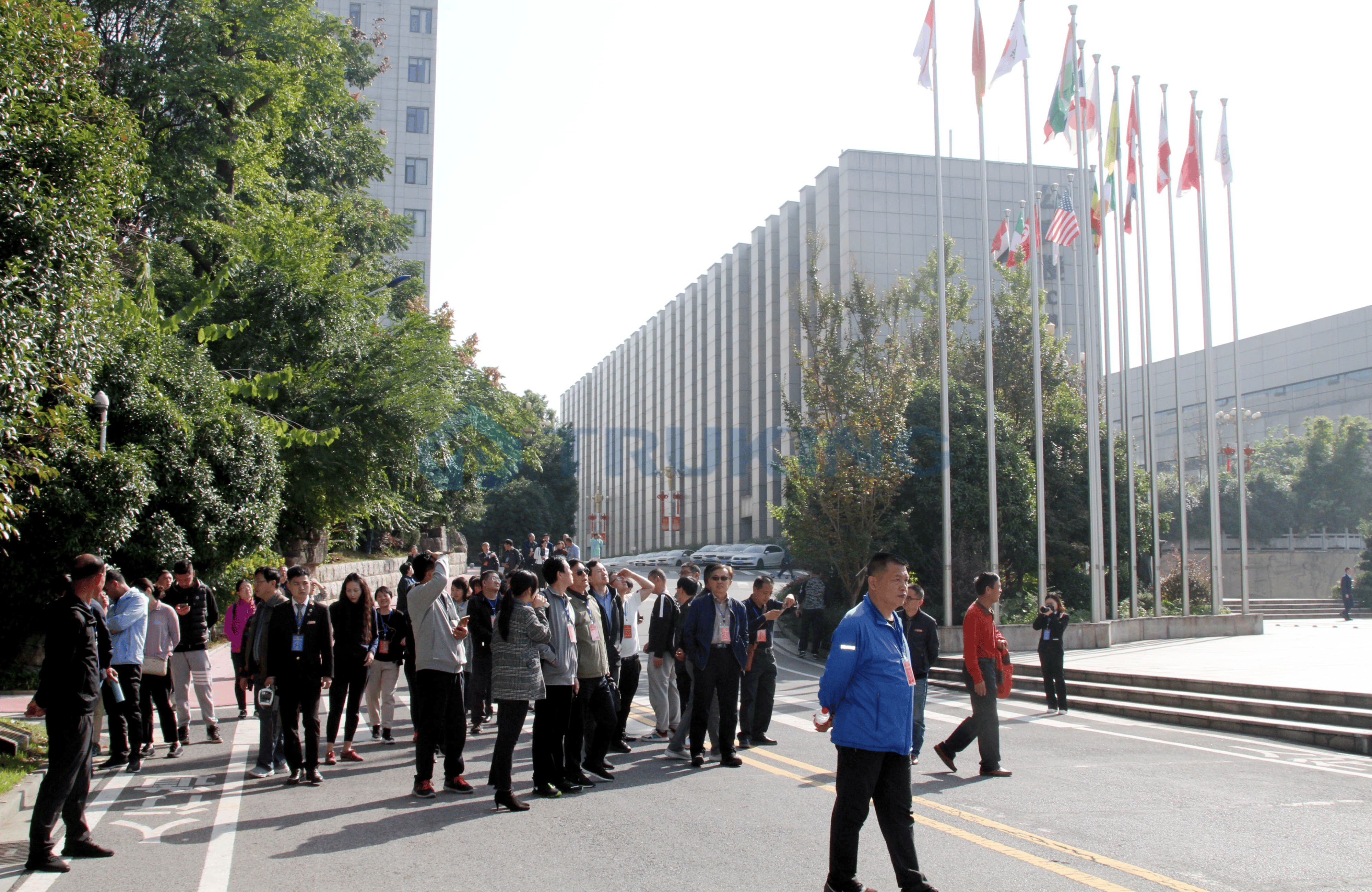 一夲道人妻熟女AV网站