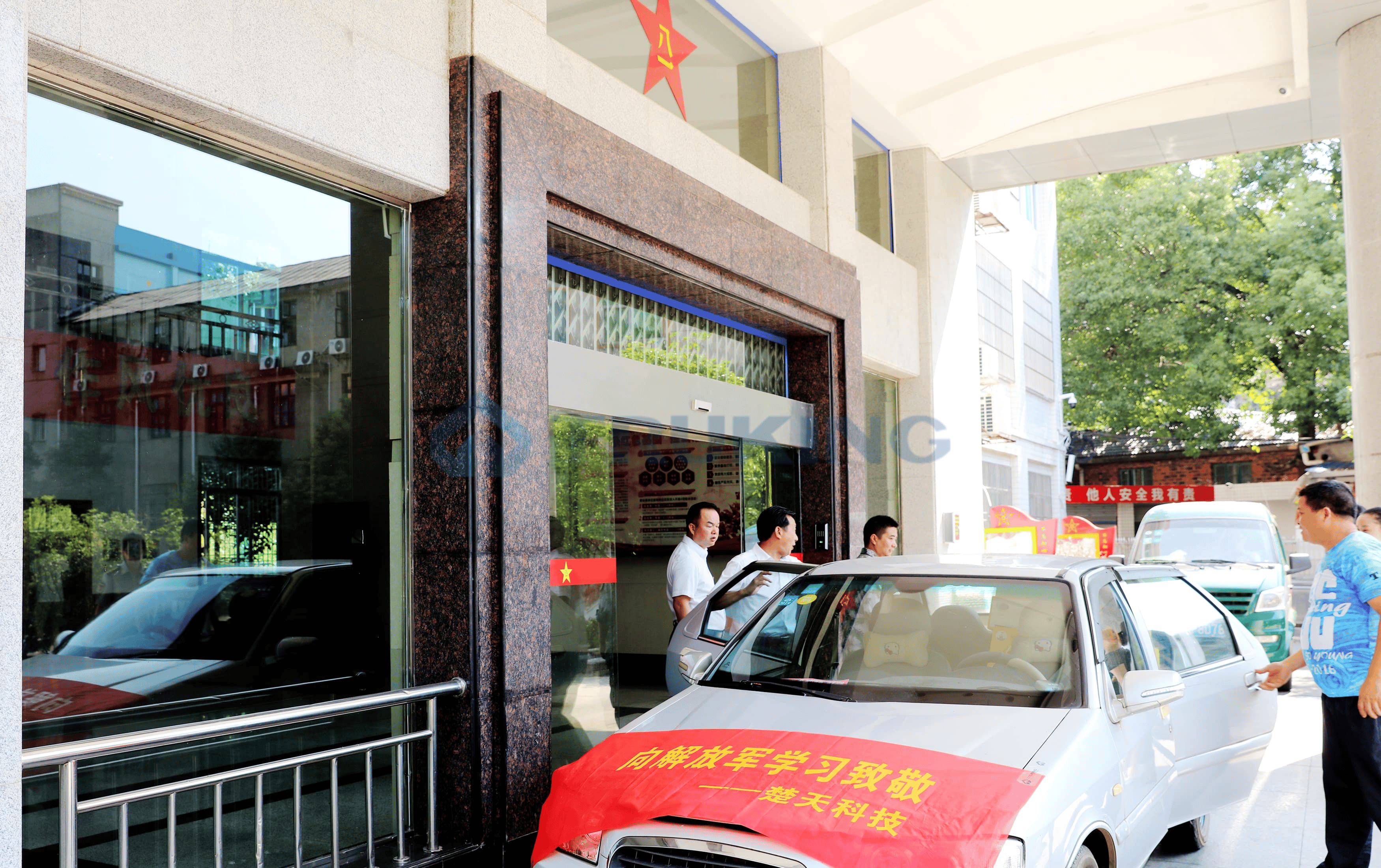 一夲道人妻熟女AV网站