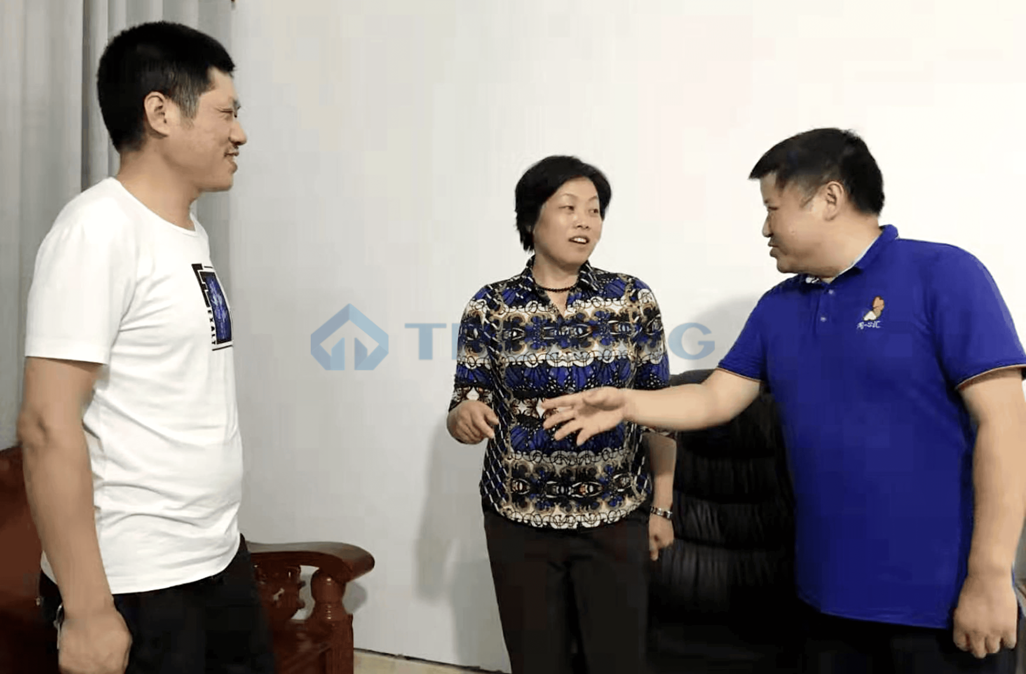 一夲道人妻熟女AV网站