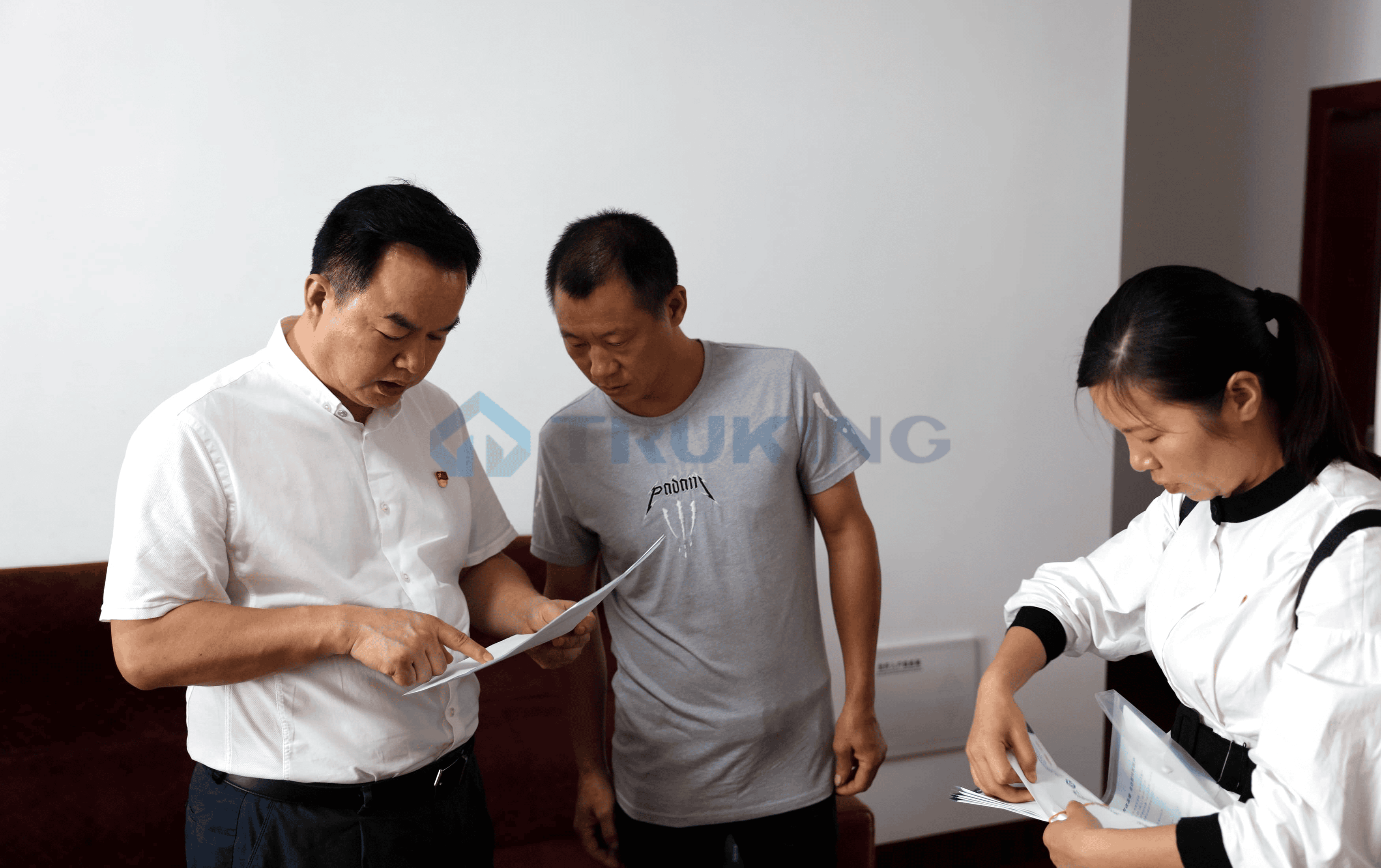 一夲道人妻熟女AV网站