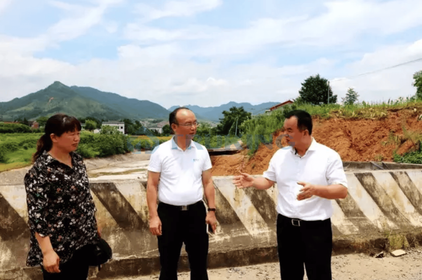 一夲道人妻熟女AV网站