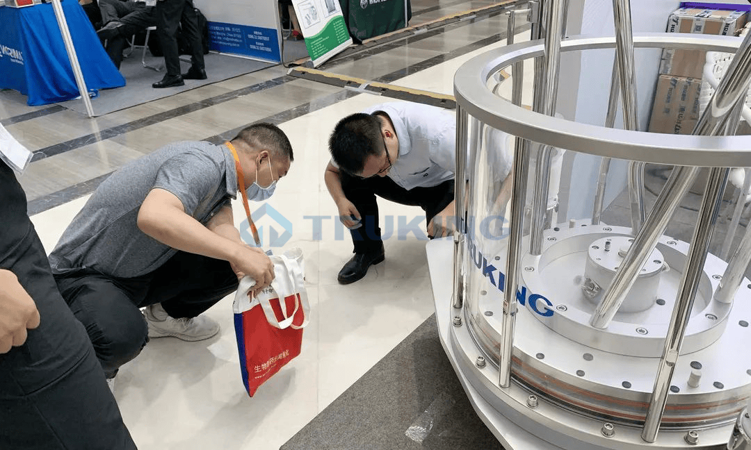 一夲道人妻熟女AV网站