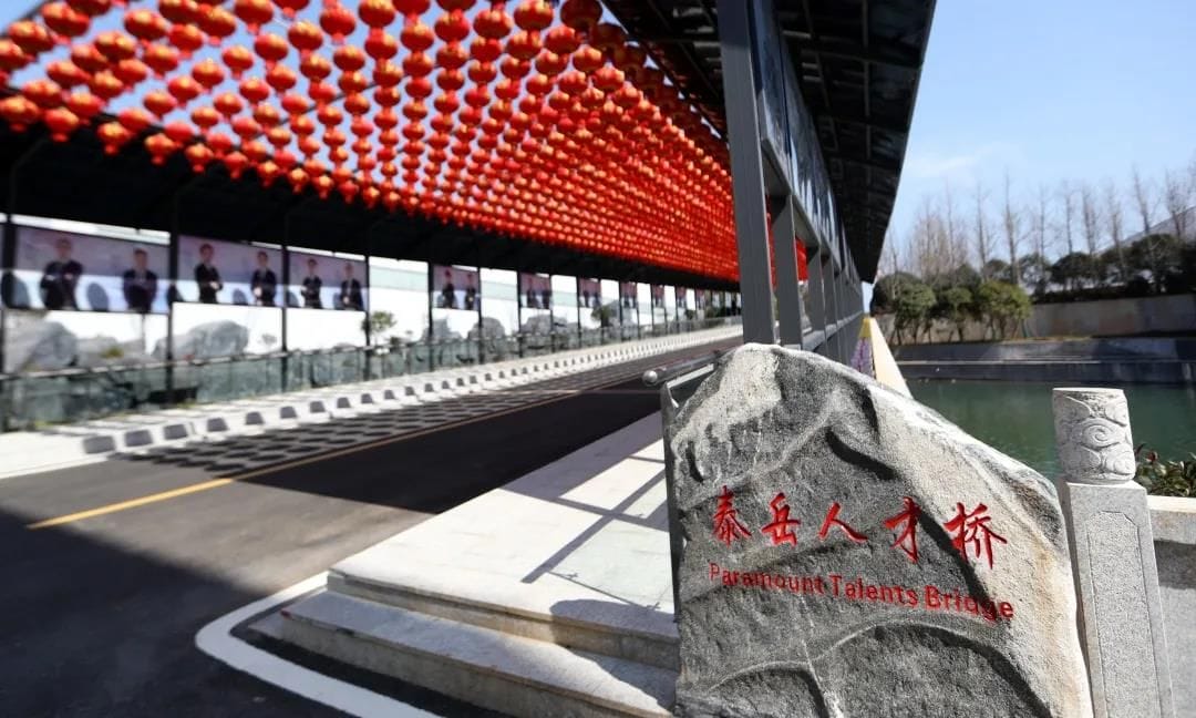 一夲道人妻熟女AV网站