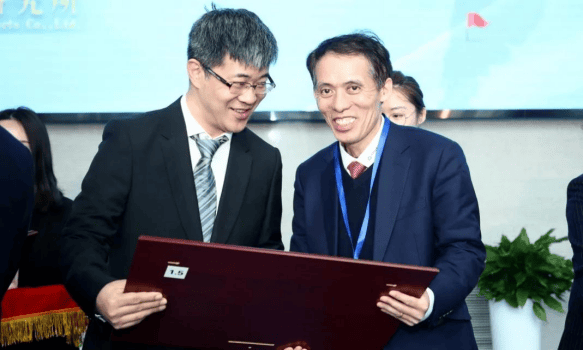 一夲道人妻熟女AV网站