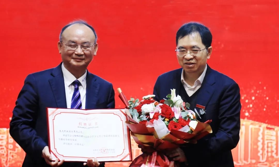 楚天科技向湖南农业大学捐赠一千万元