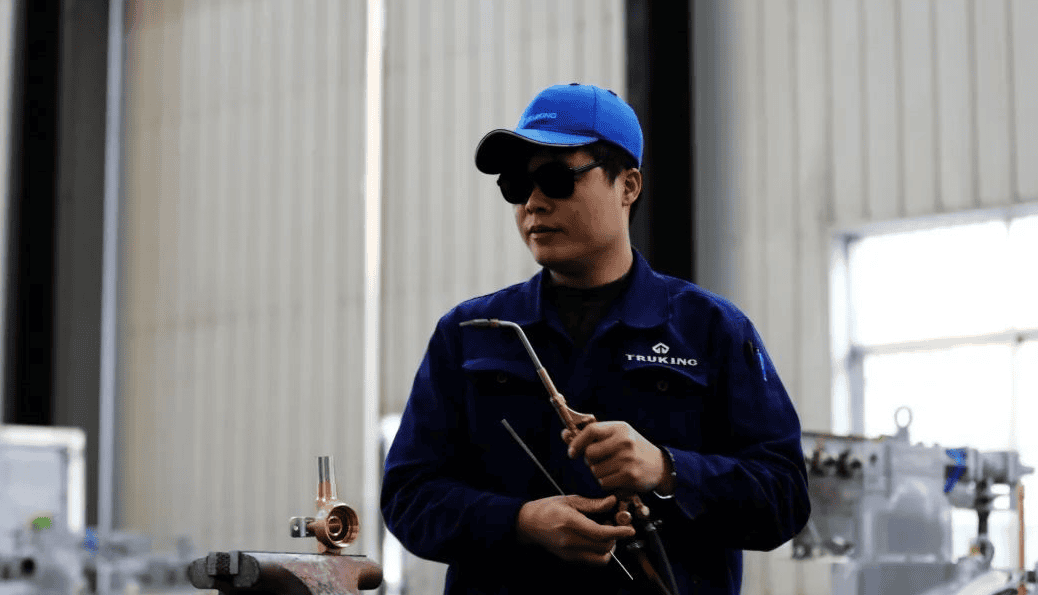 一夲道人妻熟女AV网站