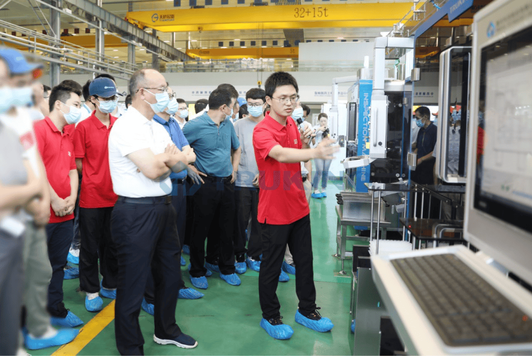 一夲道人妻熟女AV网站