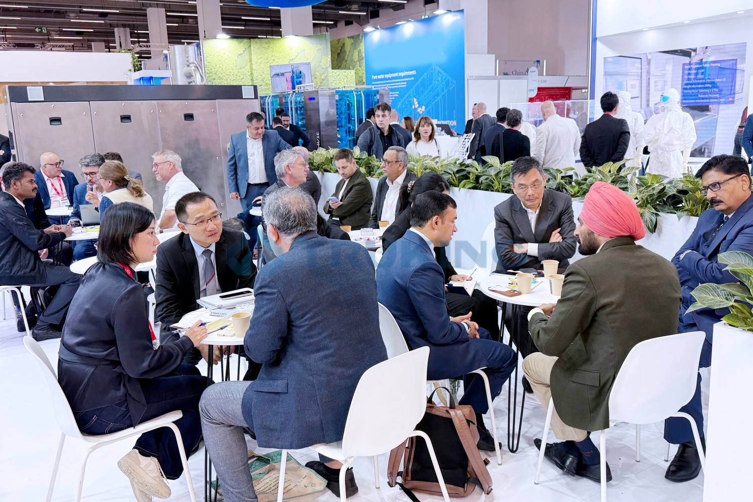 一夲道人妻熟女AV网站